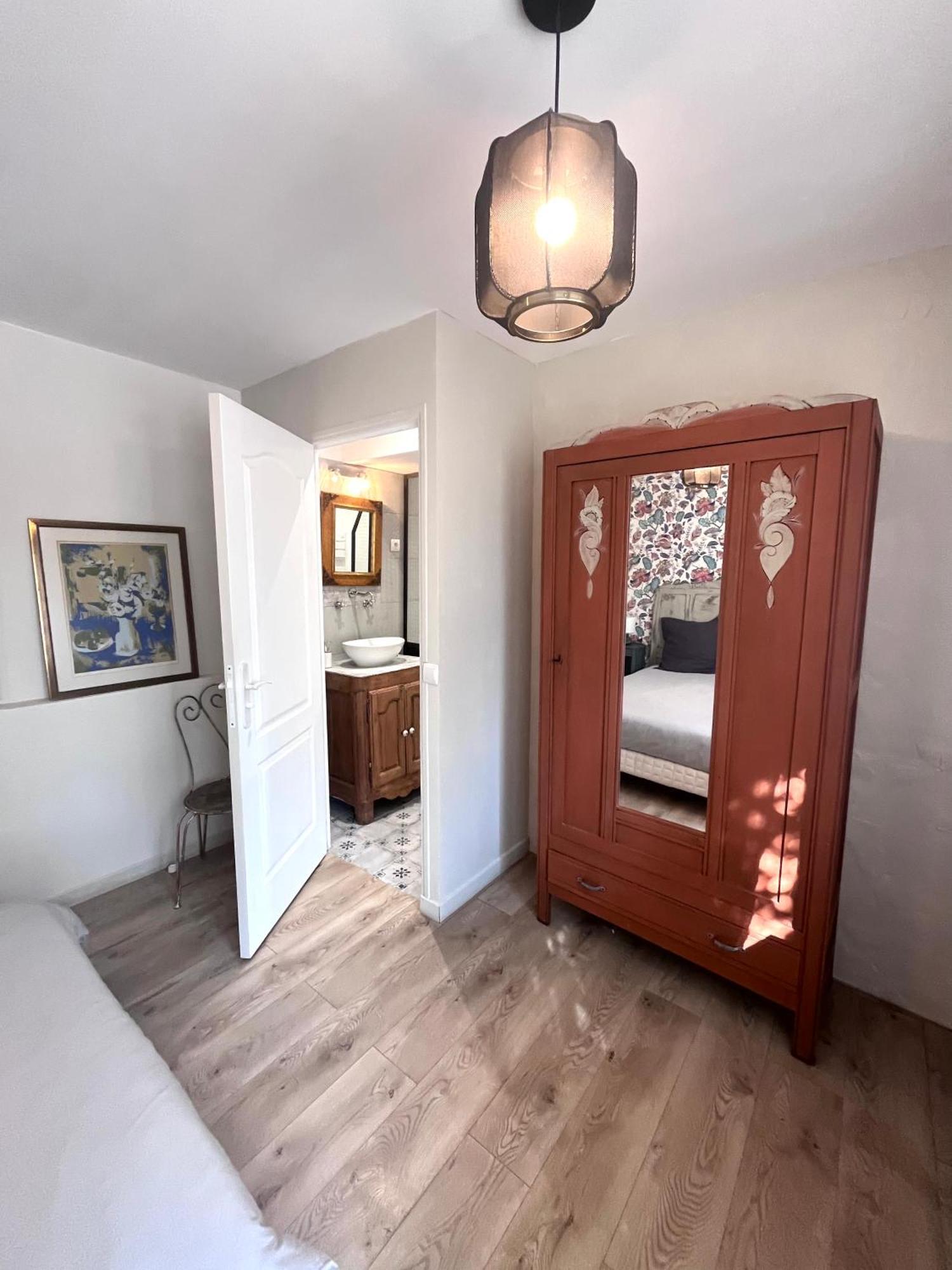 Mas Picagnol Apartman Oms Kültér fotó