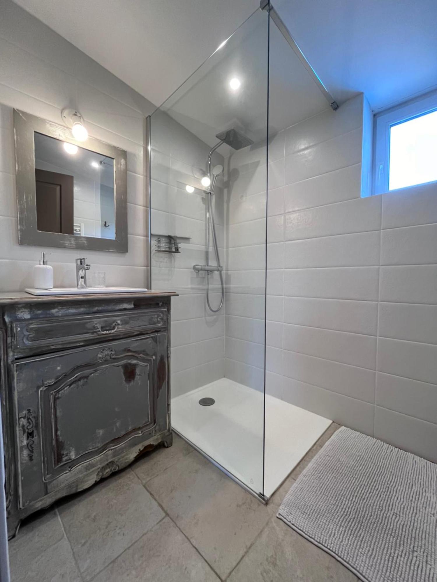 Mas Picagnol Apartman Oms Kültér fotó