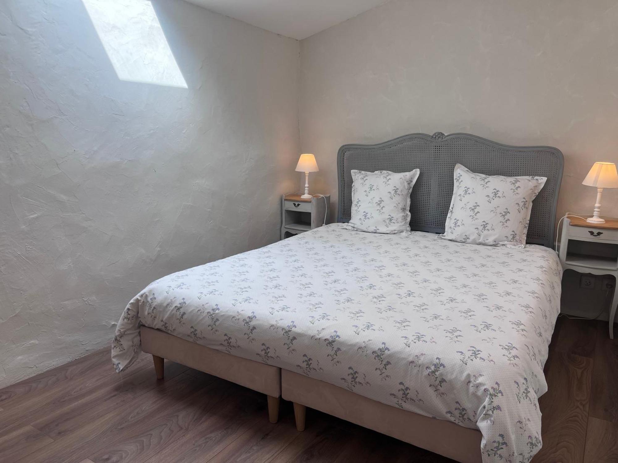 Mas Picagnol Apartman Oms Kültér fotó